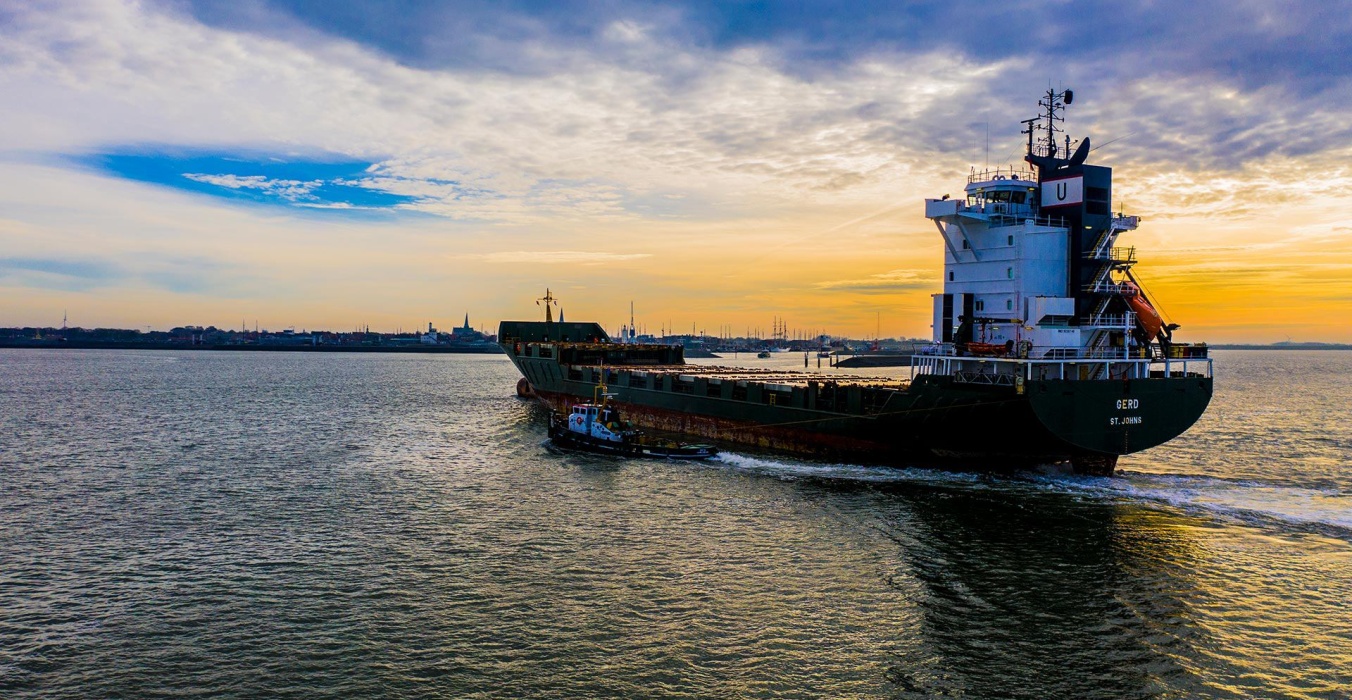 Alphatron Marine Noord heeft de opdracht ontvangen voor een AlphaBridge op het schip TSHD "YED PRIOR".