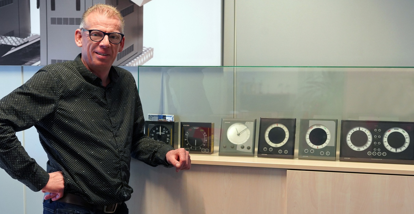 Inland shipping has a special place within Alphatron Marine